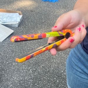 Amika Mini hair straightener